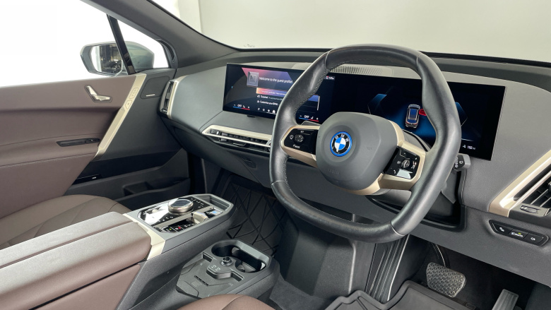 BMW iX 240kW xDrive40 M Sport 76.6kWh 5dr Auto Electric Estate